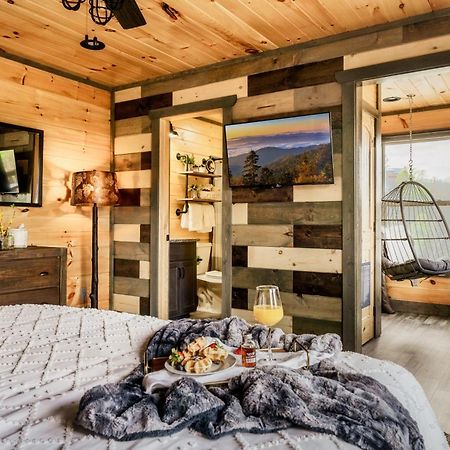 Mountainscape - Brand New Cabin W Views - Hottub - Firetable - Ps5 - Pooltable - 3 Pools Gatlinburg Ngoại thất bức ảnh