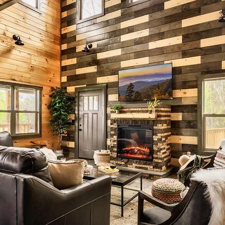 Mountainscape - Brand New Cabin W Views - Hottub - Firetable - Ps5 - Pooltable - 3 Pools Gatlinburg Ngoại thất bức ảnh