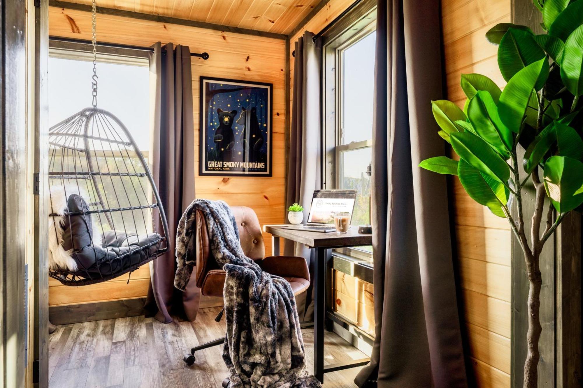 Mountainscape - Brand New Cabin W Views - Hottub - Firetable - Ps5 - Pooltable - 3 Pools Gatlinburg Ngoại thất bức ảnh