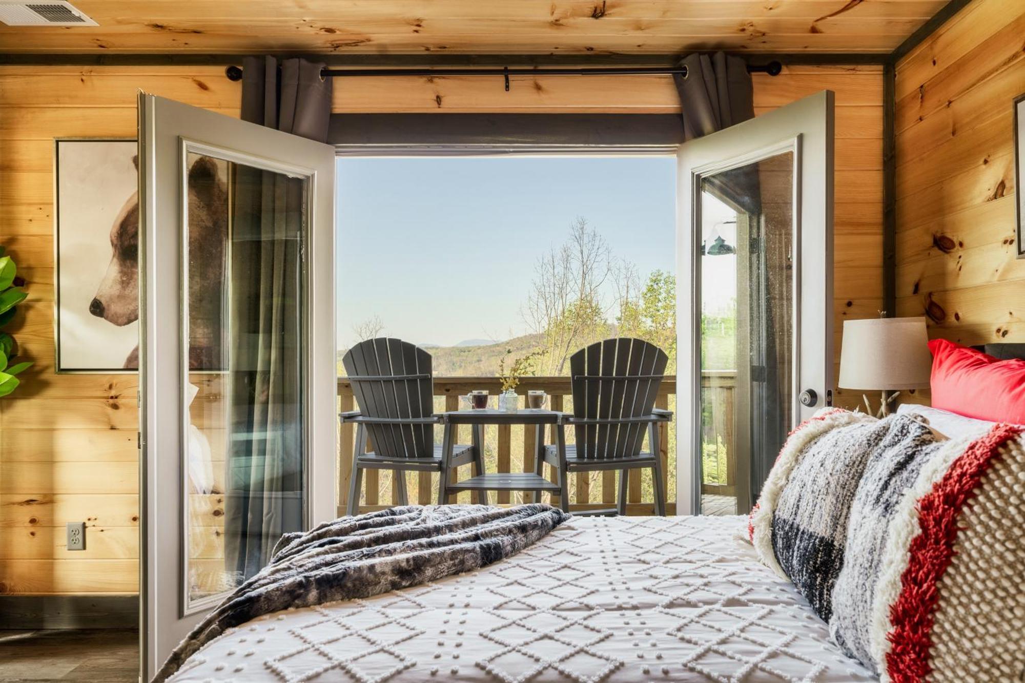 Mountainscape - Brand New Cabin W Views - Hottub - Firetable - Ps5 - Pooltable - 3 Pools Gatlinburg Ngoại thất bức ảnh