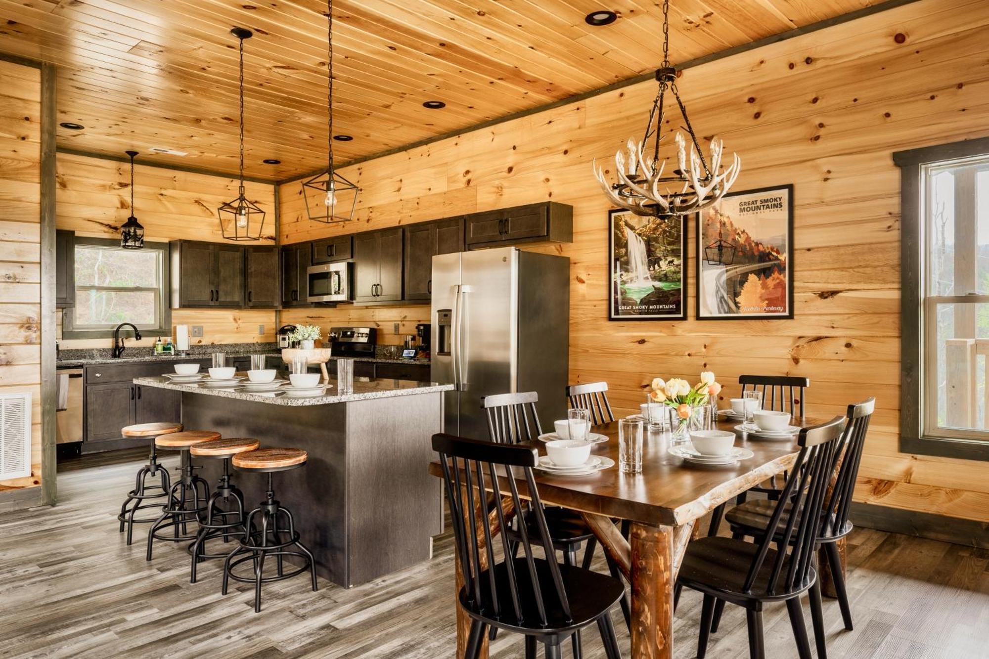 Mountainscape - Brand New Cabin W Views - Hottub - Firetable - Ps5 - Pooltable - 3 Pools Gatlinburg Ngoại thất bức ảnh